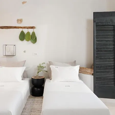 Icos Hersonissos (Crete)